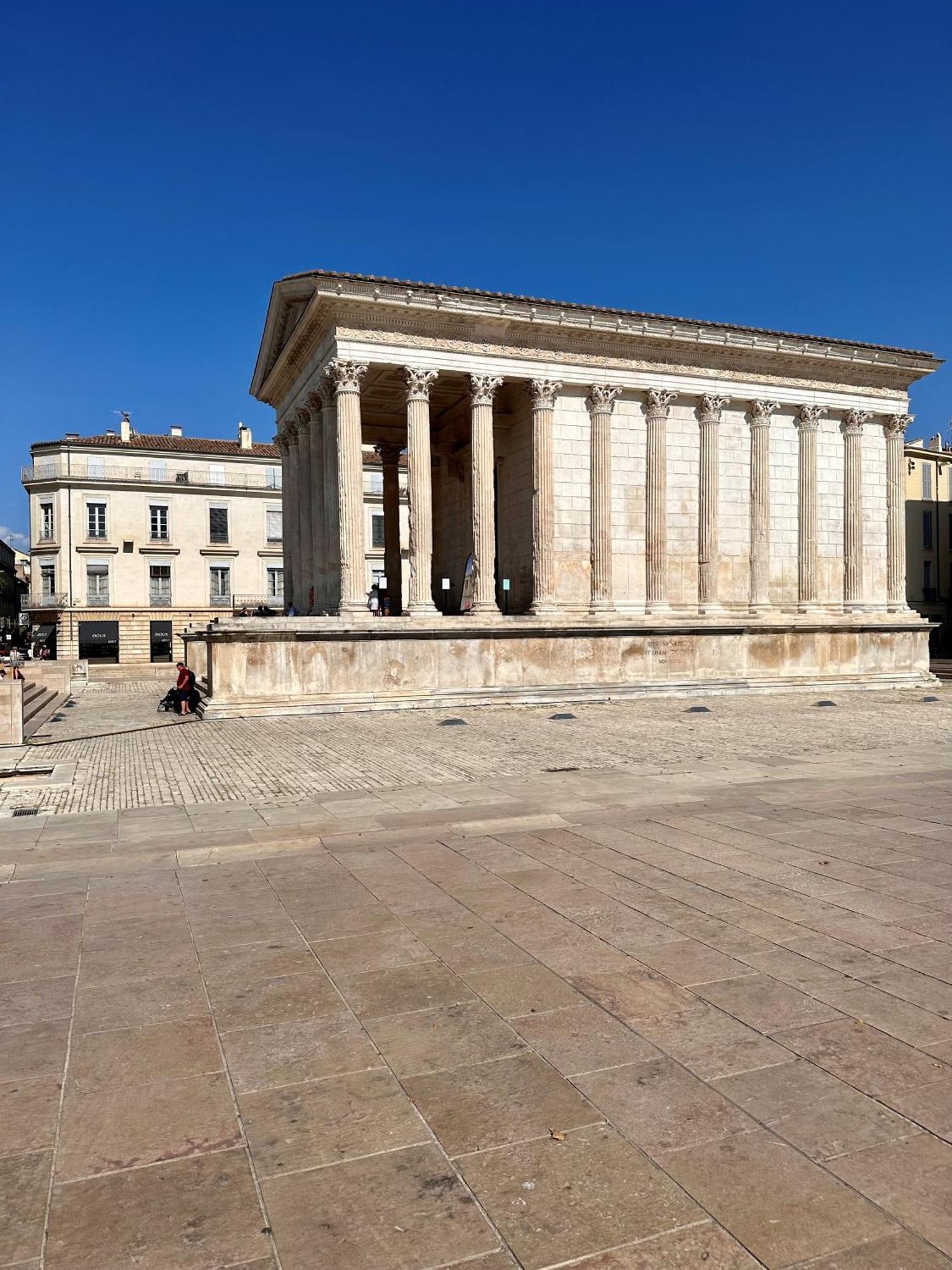 L'Etoile - Duplex Cosy De 50M2 En Centre-Ville Nimes Exterior foto