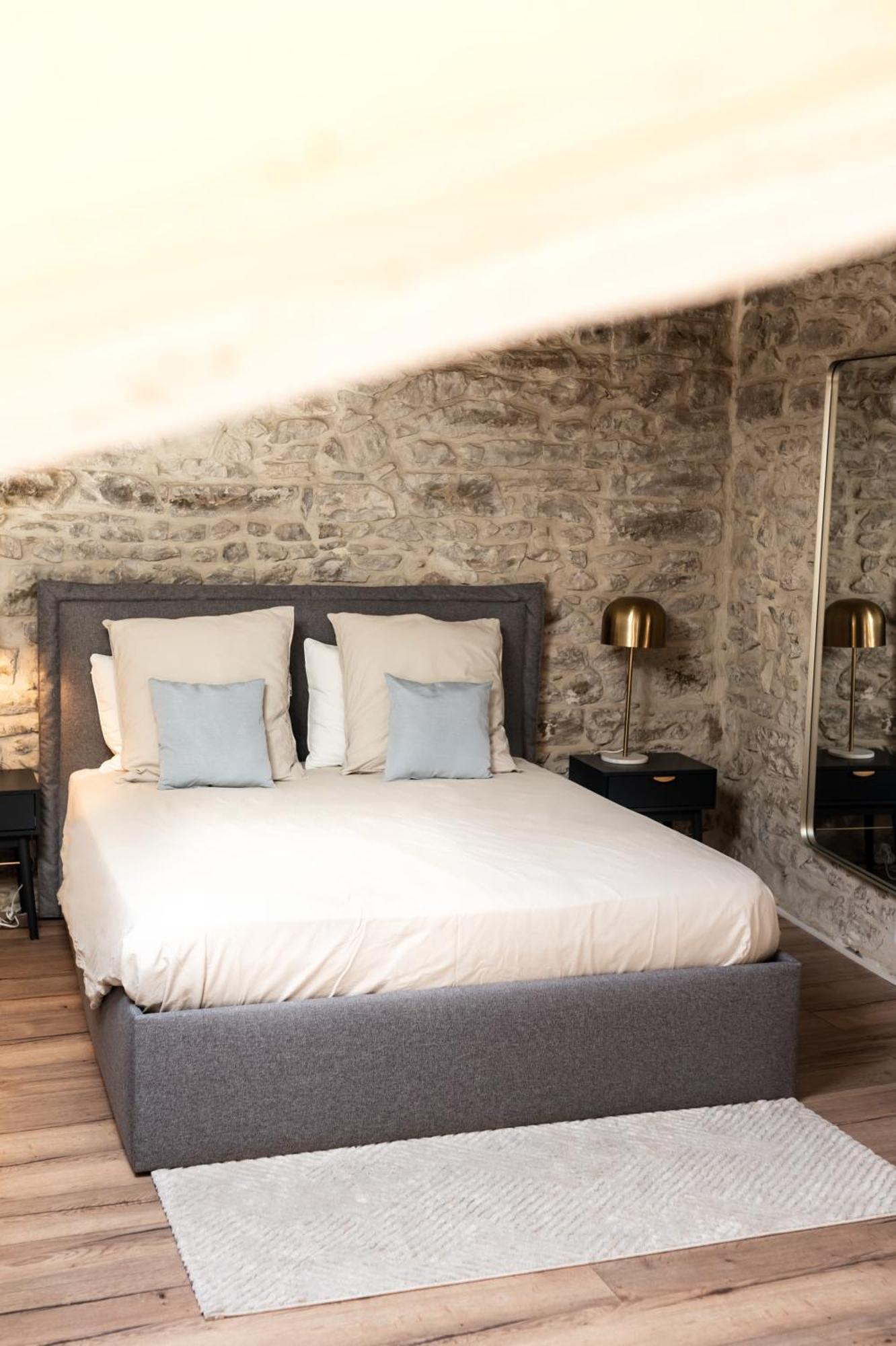 L'Etoile - Duplex Cosy De 50M2 En Centre-Ville Nimes Exterior foto